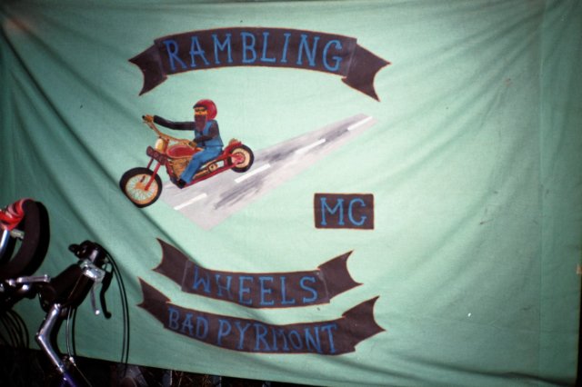 imm016_18.jpg
