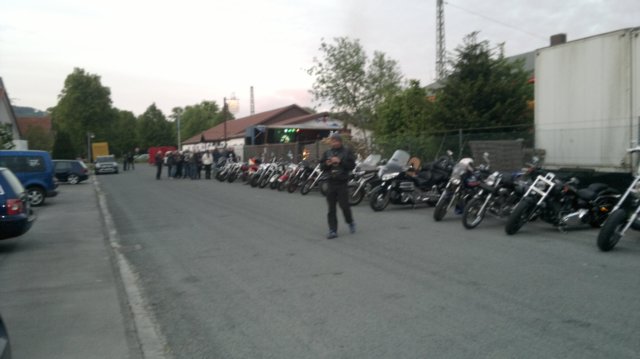 photo3.jpg